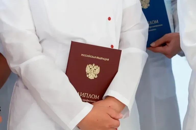 В больницу Находки с начала года пришли 38 новых медиков
