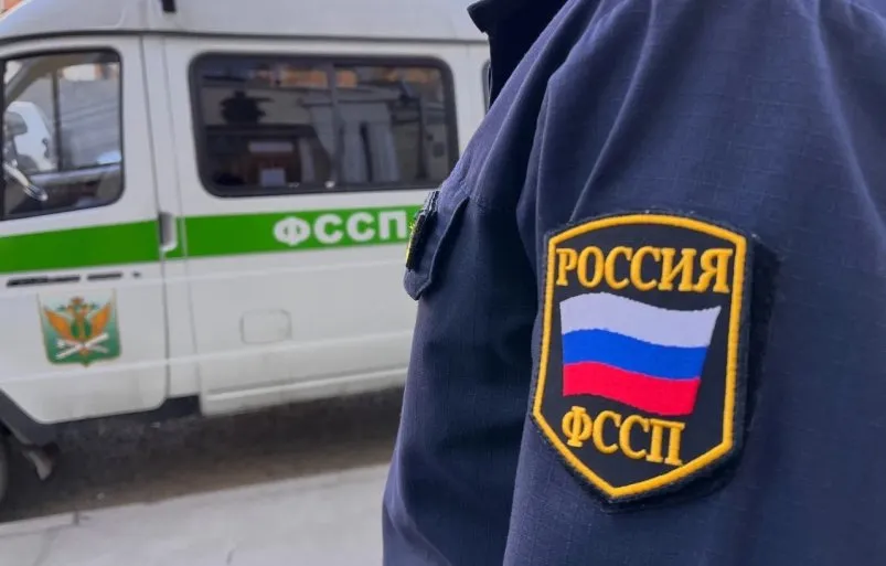 Житель Приморья погасил долг за ДТП после визита приставов к матери