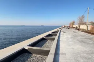 Во Владивостоке строят новый участок набережной Спортивной гавани