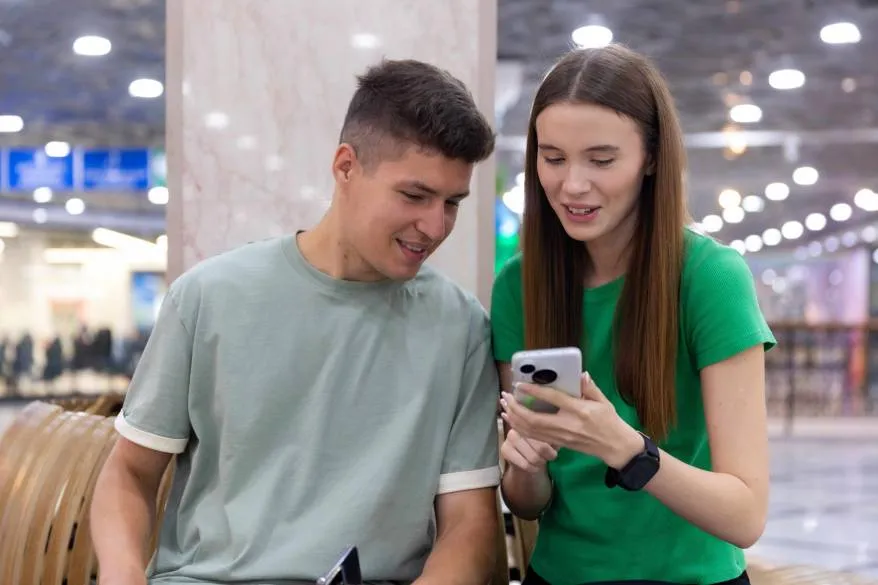 Приморцы 18–24 лет в 3,4 раза чаще стали пользоваться брокерскими платформами